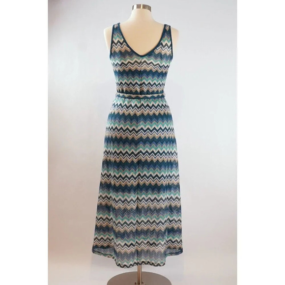 Amour Vert Malou Crochet Midi Dress - Picture 3 of 8